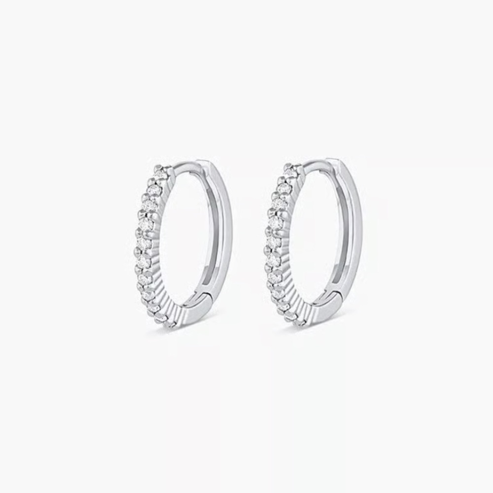 Gorjana 14K White Gold Diamond Pavé Huggie